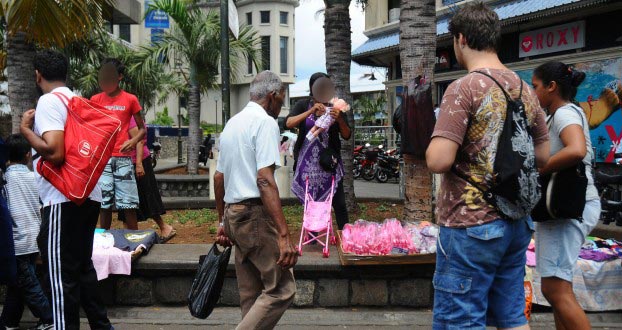 Port-Louis: les marchands ambulants l’emportent face aux commerçants