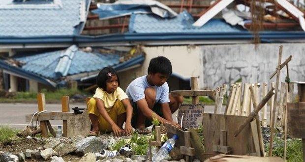 L'aide entravée par les rivalités politiques aux Philippines