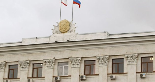 Les élus de Crimée votent le rattachement à la Russie