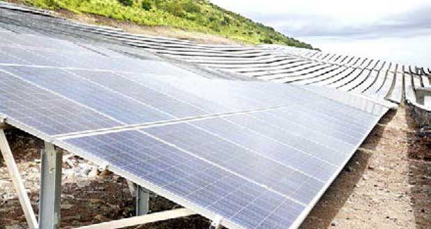 Énergie solaire: feu vert pour deux fermes