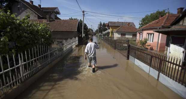 Trois jours de deuil en Serbie après les inondations meurtrières