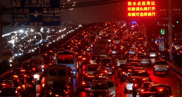 La Chine veut retirer des millions de voitures de la circulation