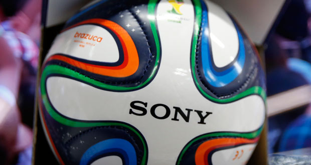 Le ballon du Mondial-2014 baptisé "Brazuca"