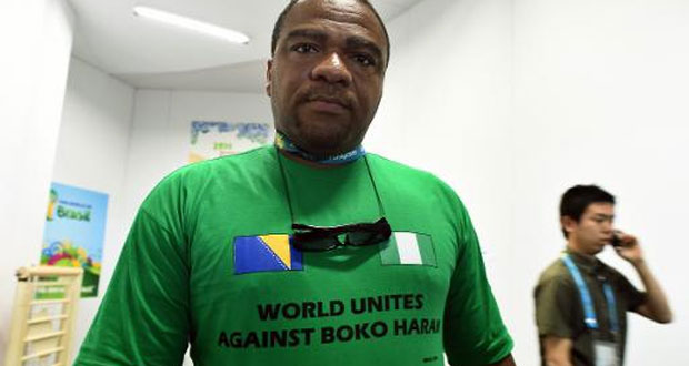 La presse nigériane porte des T-shirts contre Boko Haram