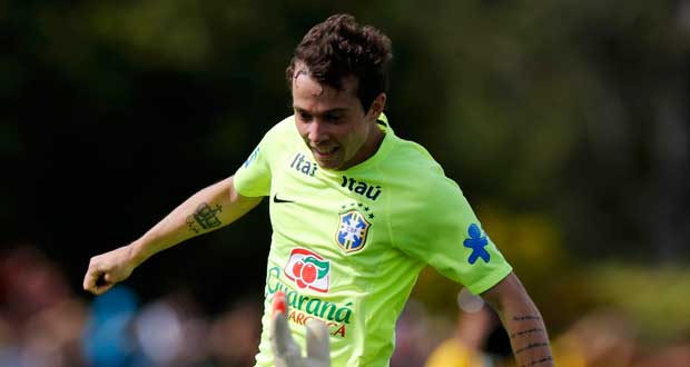 Brésil: Bernard remplace Neymar pour la demi-finale contre l'Allemagne