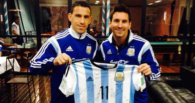 Mondial-2014 - Argentine: un maillot dédicacé pour le pape 