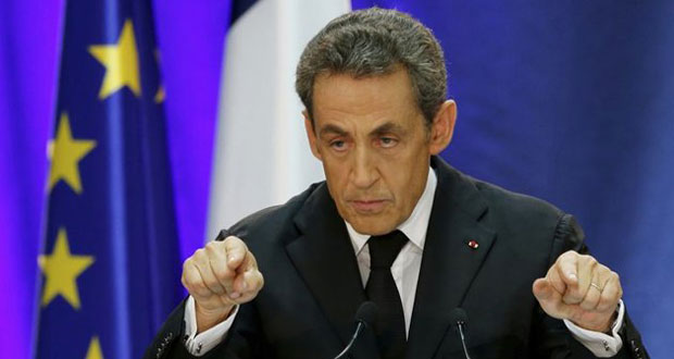 Sarkozy veut une primaire ouverte, Juppé se dit rassuré