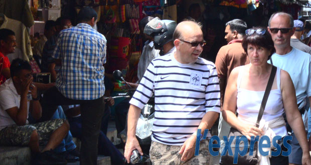 Touristes arnaqués : sanctions après la vente de cinq sachets d’épices à Rs 2 000