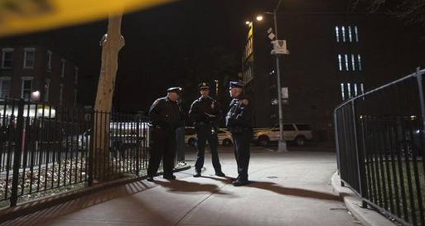 Un homme abat deux policiers puis se suicide à New York