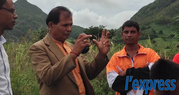 Bilan des averses: Raj Dayal évalue les dégâts dans trois régions à risque