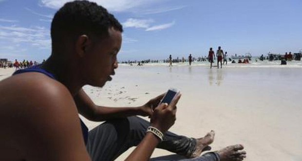 L'accès au téléphone mobile devrait doubler en Afrique d'ici 2020