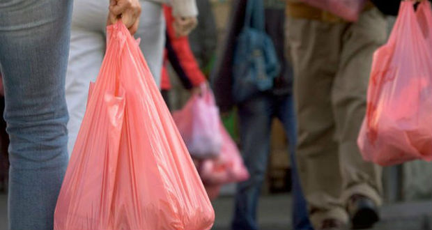 Comores : Moroni fait la guerre aux sacs plastique