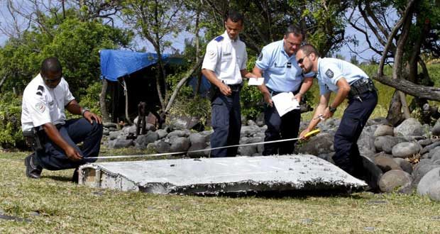 MH370: Coussins de siège et vitres d’avion découverts à La Réunion