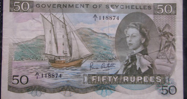 Seychelles : un ancien billet de 50 roupies intéresse les collectionneurs 