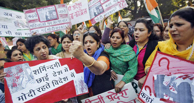 Inde: deux jeunes filles condamnées à être violées