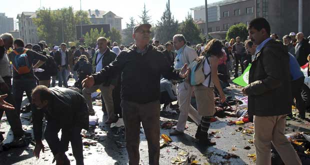 Au moins 30 morts dans une attaque «terroriste» contre une manifestation pour la paix à Ankara