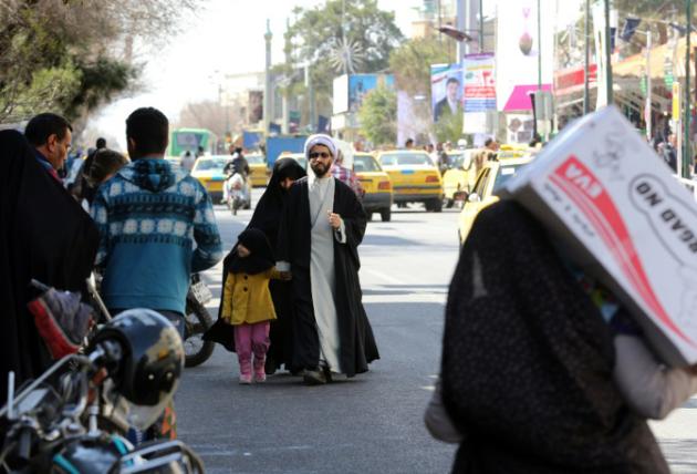 Iran: Qom, la ville religieuse qui dit non à "l'infiltration" occidentale