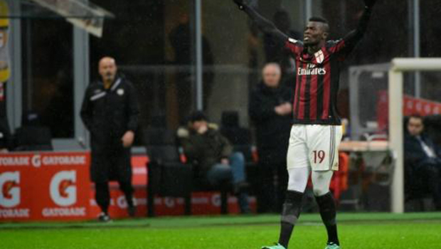AC Milan: accident de la route sans gravité pour Mbaye Niang