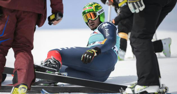 Ski alpin: Dominik Paris chute et se blesse à St Moritz