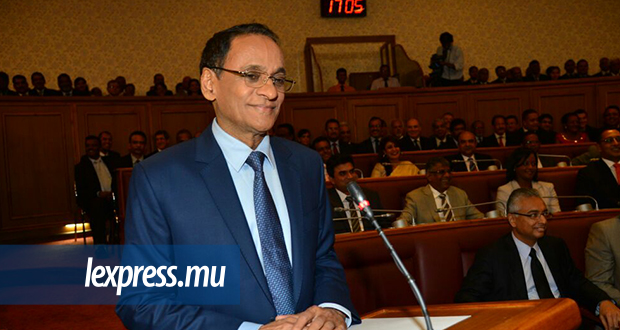 Ministère des Finances: le maigre bilan de Lutchmeenaraidoo