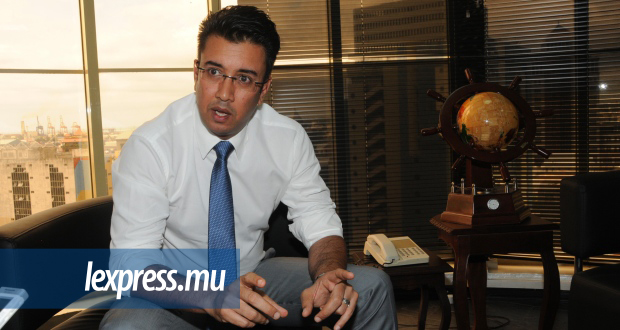 Shakeel Mohamed accuse le ministre Collendavelloo d’outrage au Parlement