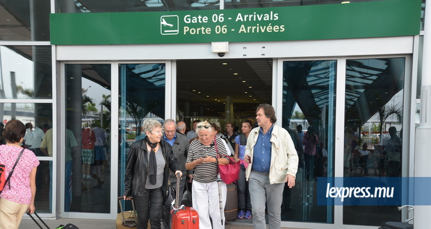 A l’aéroport: Rs 3,2 millions emportées d’un bureau de change 