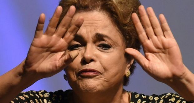 Dilma Rousseff, l’ex-guerillera au bord du précipice