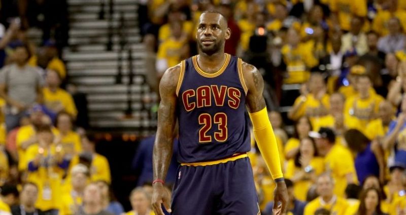 NBA: LeBron James garde confiance pour Cleveland