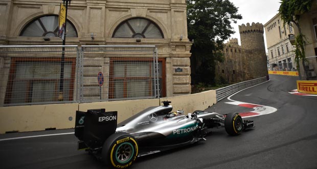 GP d'Europe - Essais libres 3: Hamilton toujours le plus rapide