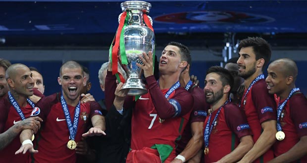 Euro 2016: Ronaldo et les siens rentrent en héros