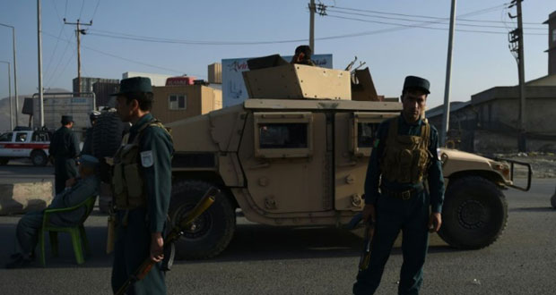 Un policier tué dans la spectaculaire attaque des talibans contre un hôtel de Kaboul