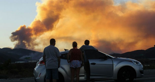 Incendie en Californie: plus de 80 000 personnes évacuées