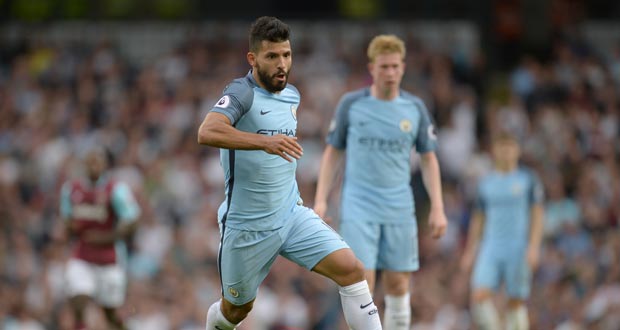 Angleterre: suspendu trois matches, Agüero va rater le derby de Manchester