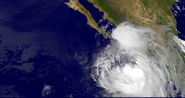 La tempête tropicale Newton se transforme en ouragan à l'approche du Mexique
