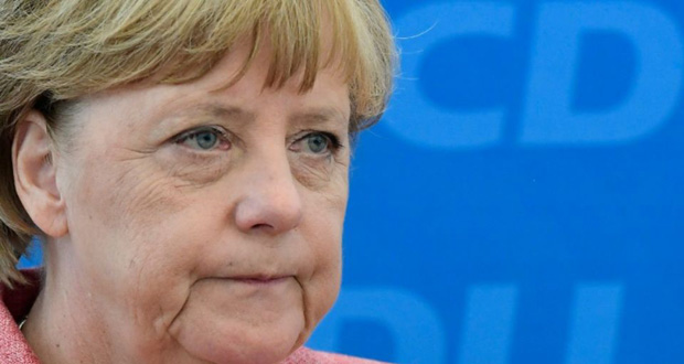 Réfugiés: Merkel veut abandonner son slogan «Nous y arriverons»
