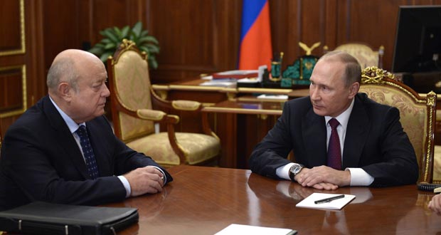 Vladimir Poutine nomme un nouveau patron du renseignement extérieur
