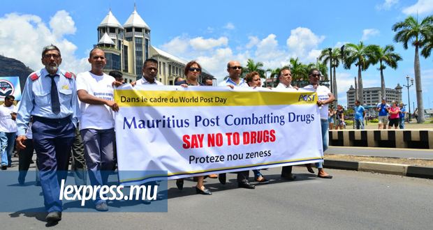Journée mondiale de La Poste : la Mauritius Post combat la drogue