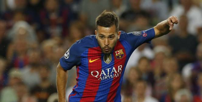 C1 - FC Barcelone: Alba et Piqué sortent sur blessure