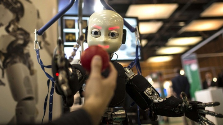 Les «robots-journalistes» à la rescousse pour couvrir la présidentielle américaine