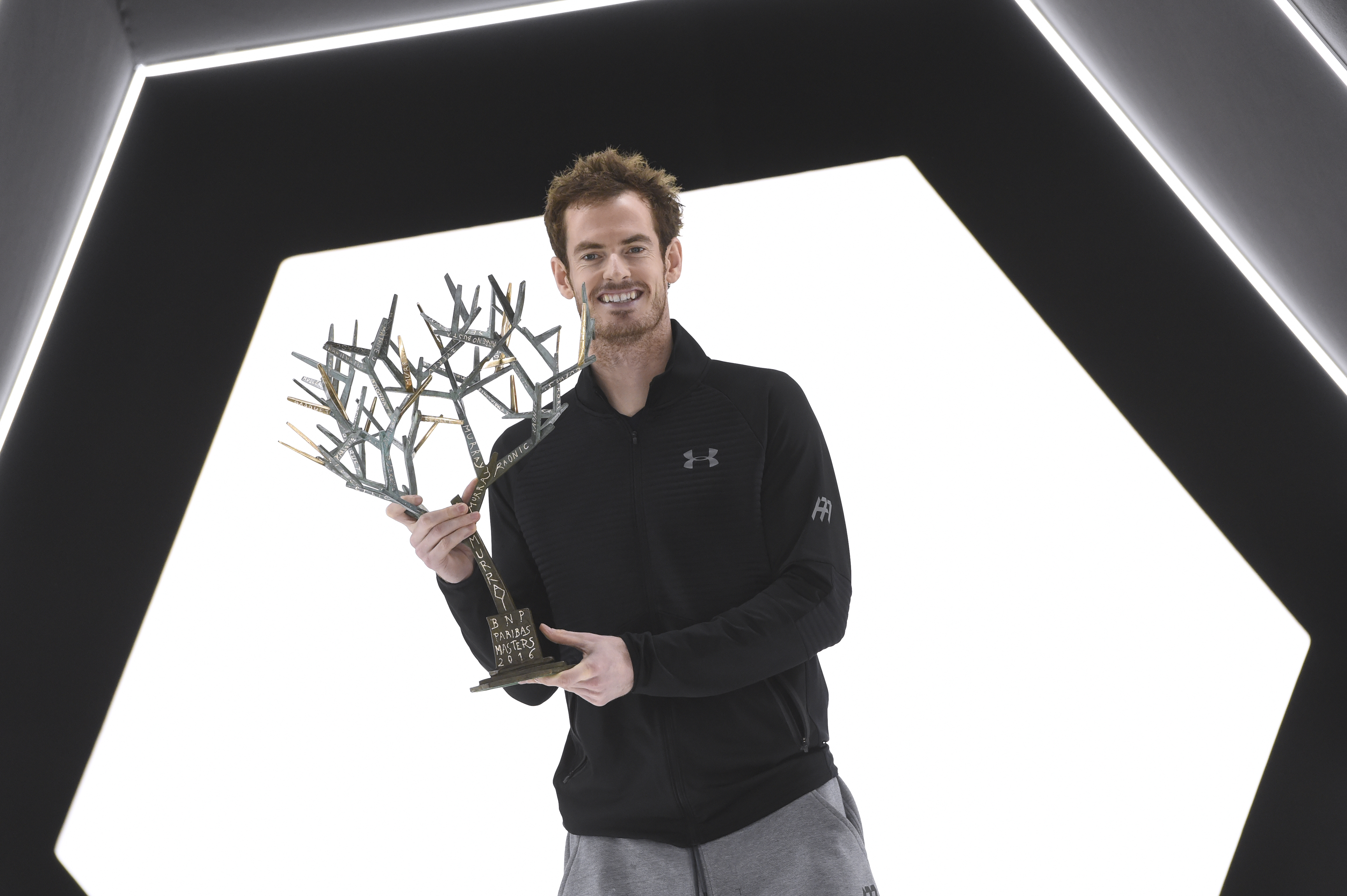 Classement ATP - Murray détrône Djokovic, Federer hors du top 10