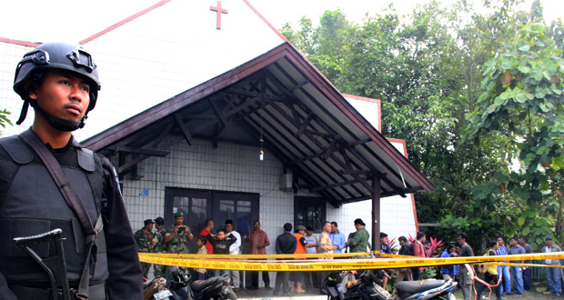 Attaque contre une église en Indonésie: une fillette succombe