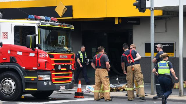 Un homme met le feu dans une banque australienne: 26 blessés