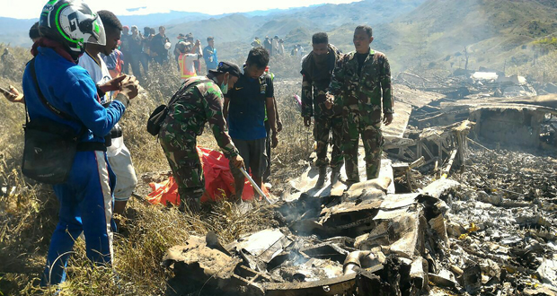 Indonésie: 13 morts dans l'accident d'un avion militaire