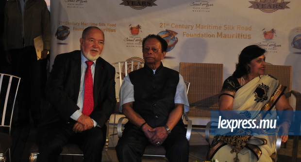 Le premier président des Seychelles James Mancham tire sa révérence 