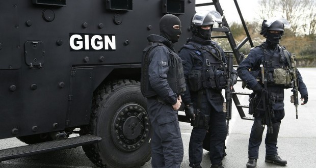 France: quatre personnes soupçonnées de préparer un attentat arrêtées