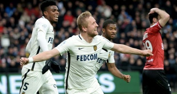 Ligue 1: Monaco évite le piège à Guingamp et redevient seul leader