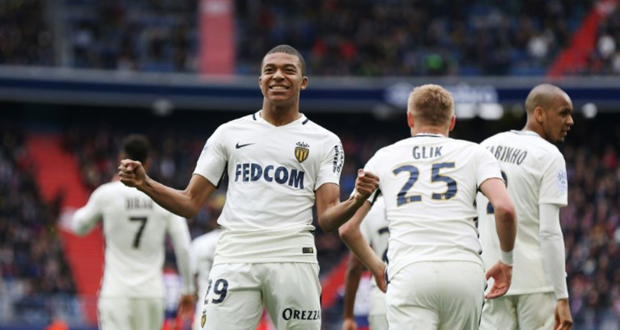 Ligue 1: Mbappé met Monaco à distance de Nice et du PSG