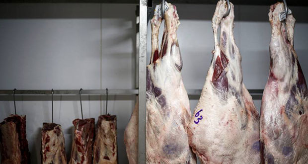 Viande avariée au Brésil: plusieurs marchés-clés ferment leurs portes