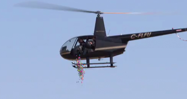 Canada: 45 000 oeufs de Pâques lâchés d'un hélicoptère