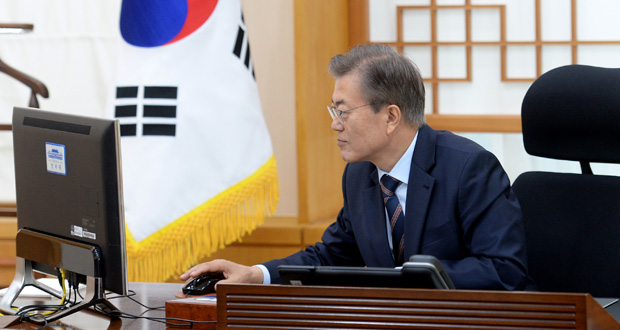 Le nouveau président sud-coréen met au rebut des manuels d'histoire controversés